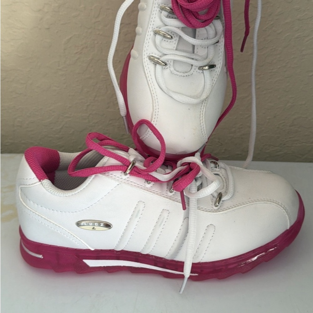 Lugz White and Pink Athletic Shoes new size 8